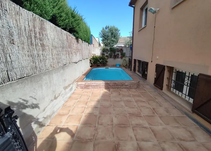 Rustic Amb Piscina Privada Lejlighed