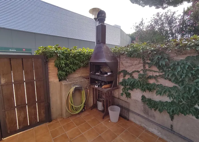 شقة Rustic Amb Piscina Privada